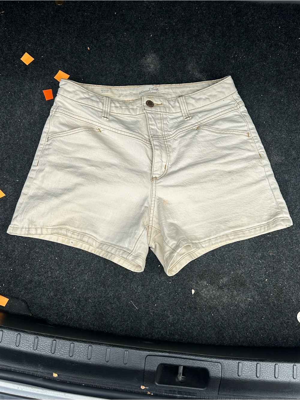 Universal Thread Cream High-Rise Jean Shorts